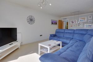 Lounge/Diner- click for photo gallery